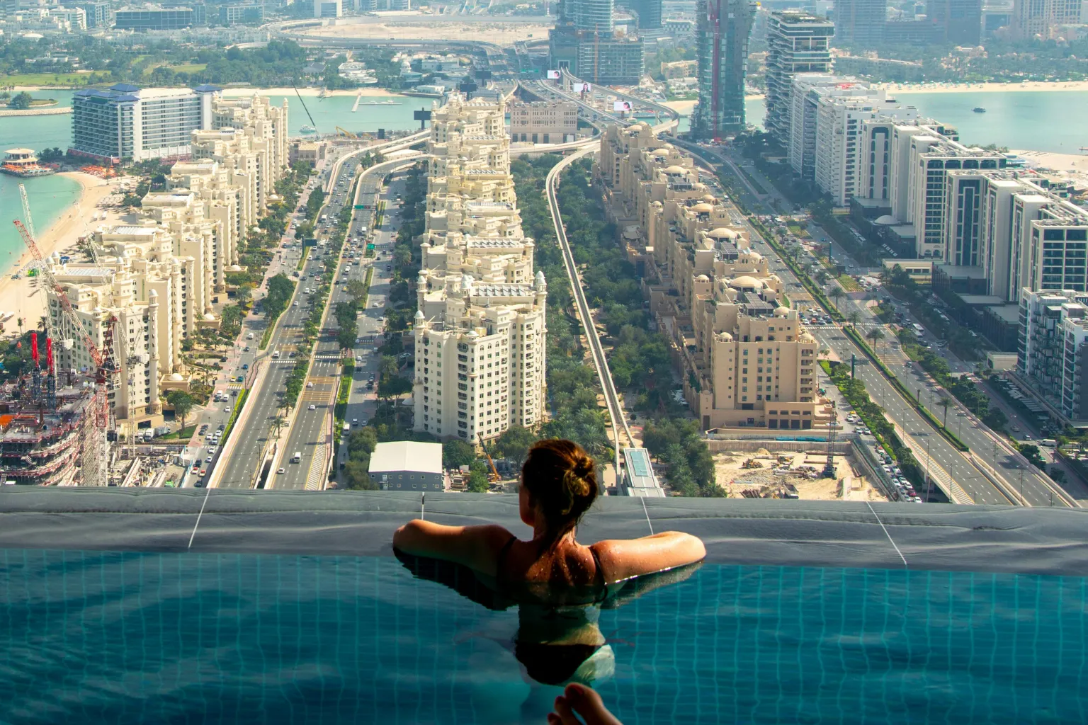 Fort Lauderdale penthouse terrace with private infinity pool overlooking ocean and Intracoastal Waterway skyline