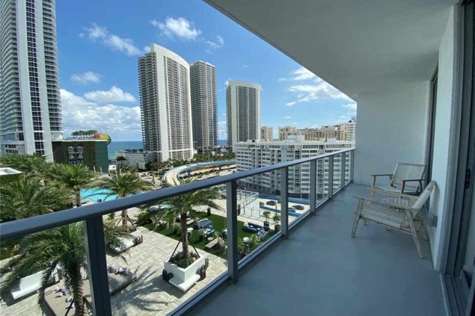 Hyde Beach House 2
