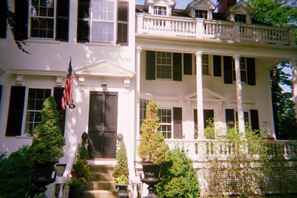 Reduced $2m & George Washington Drank (and slept) Next Door!