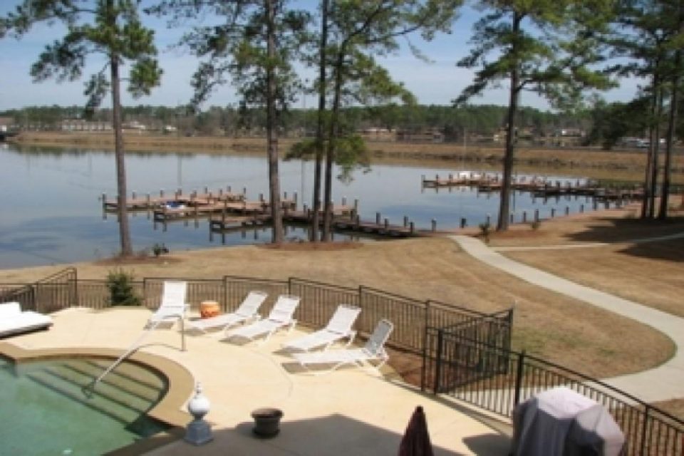 10 Georgia Lake Condos Auction!