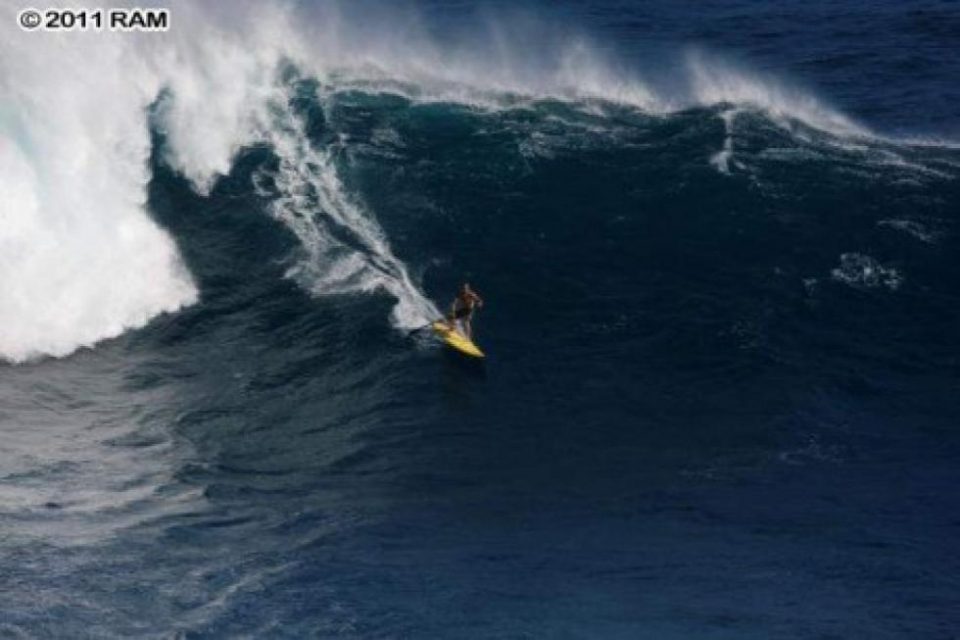 Laird Hamilton & Gabrielle Reese Hawaii Home!