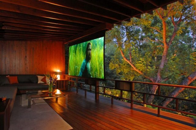 Ledger & DeGeneres LA Home!