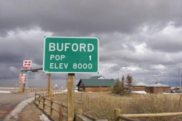 Entire Wyoming Town Sells for $900K!