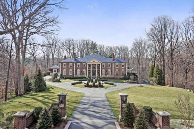 Nasty Divorce – Nice House!