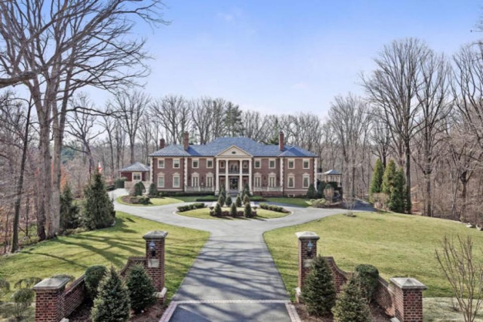 Nasty Divorce – Nice House!