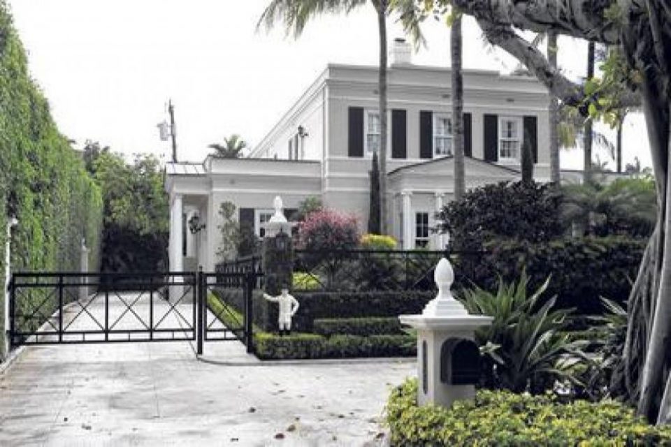 Listerine’s Palm Beach House!