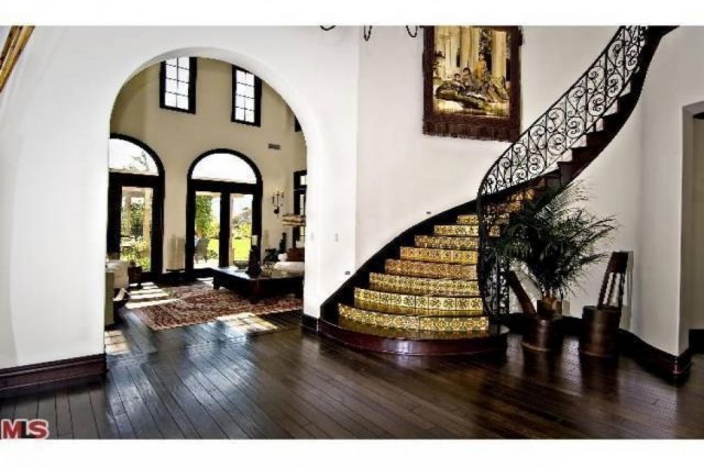 The Bieb’s Home Purchase!