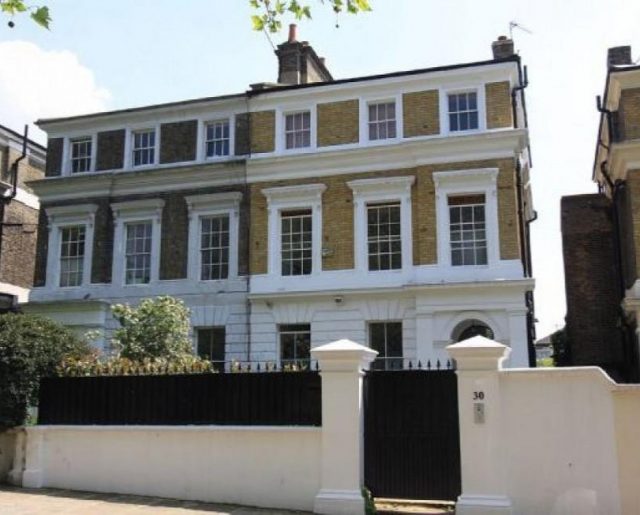 Amy Winehouse’s London House!