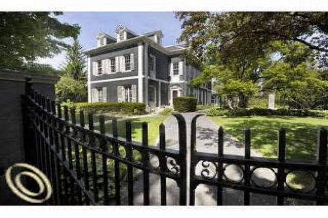 Spectacular Detroit Deals!