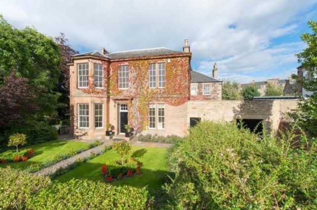 J.K. Rowling’s Scotland Home!