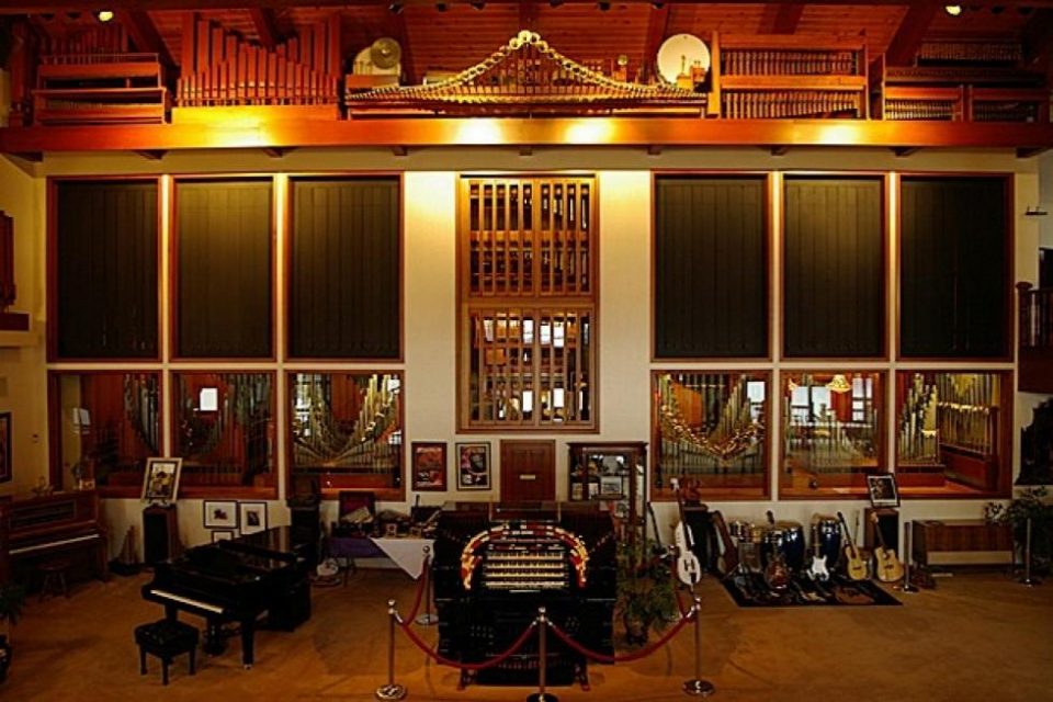 Wurlitzer Manor Estate with Organ!