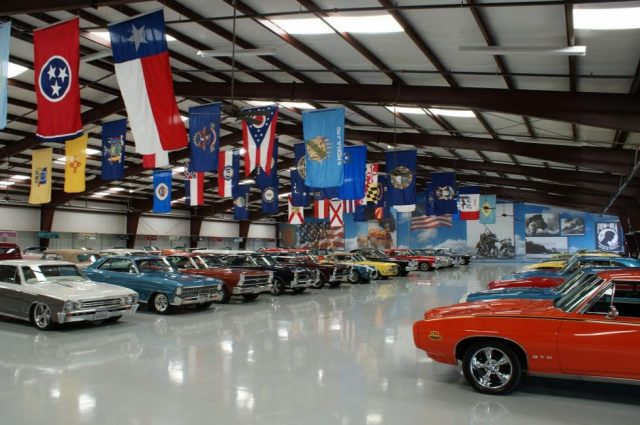 Car Collector 1950’s Theme Home!