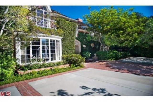 Bugsy’s House Takes $30 Million Price Whack!