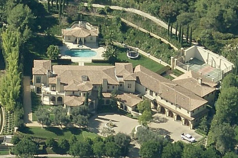 Barry Bonds Home Run Mansion!