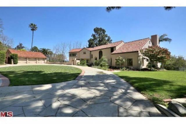 Katy Perry’s Abandoned Love Pad!