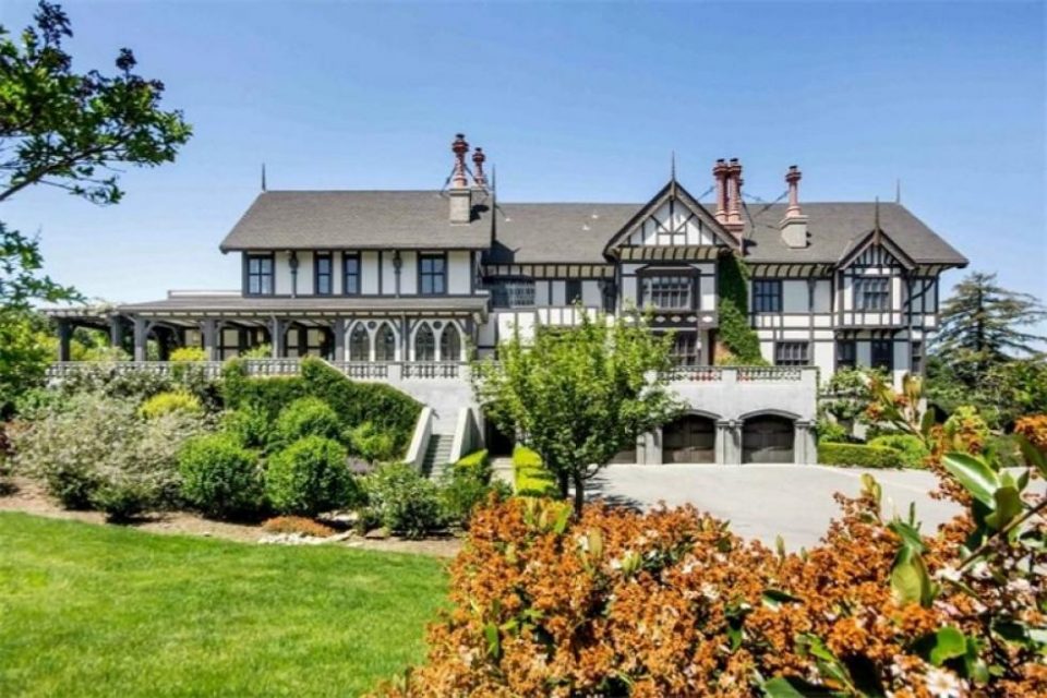 Historic Zilicon Valley Mansion!