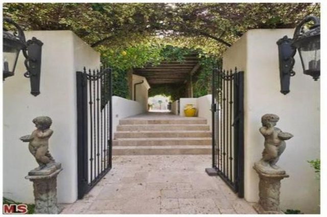Arnold’s Love Nest Sold!
