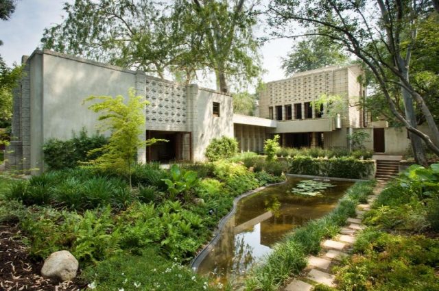 Frank Lloyd Wright’s Millard House!