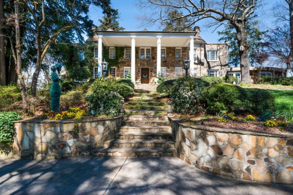 Historic Georgia Estate!