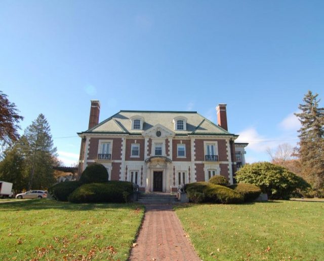 Weyerhaeuser Mansion! Top Ten Real Estate Deals