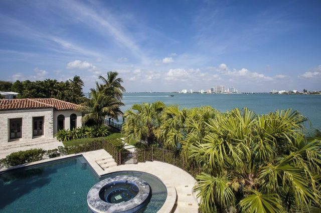 Matt Damon’s Miami Beach Home!
