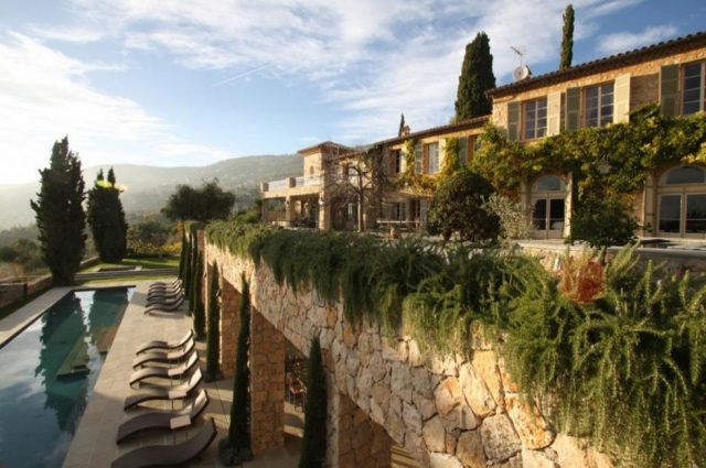 Brigitte Bardot’s French Villa!