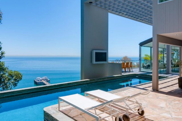 Matthew Perry’s Malibu Contemporary!