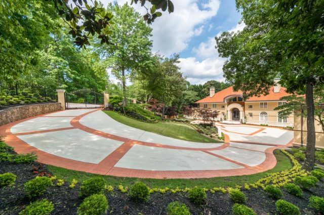 Kenny Rogers’ Atlanta Mansion!