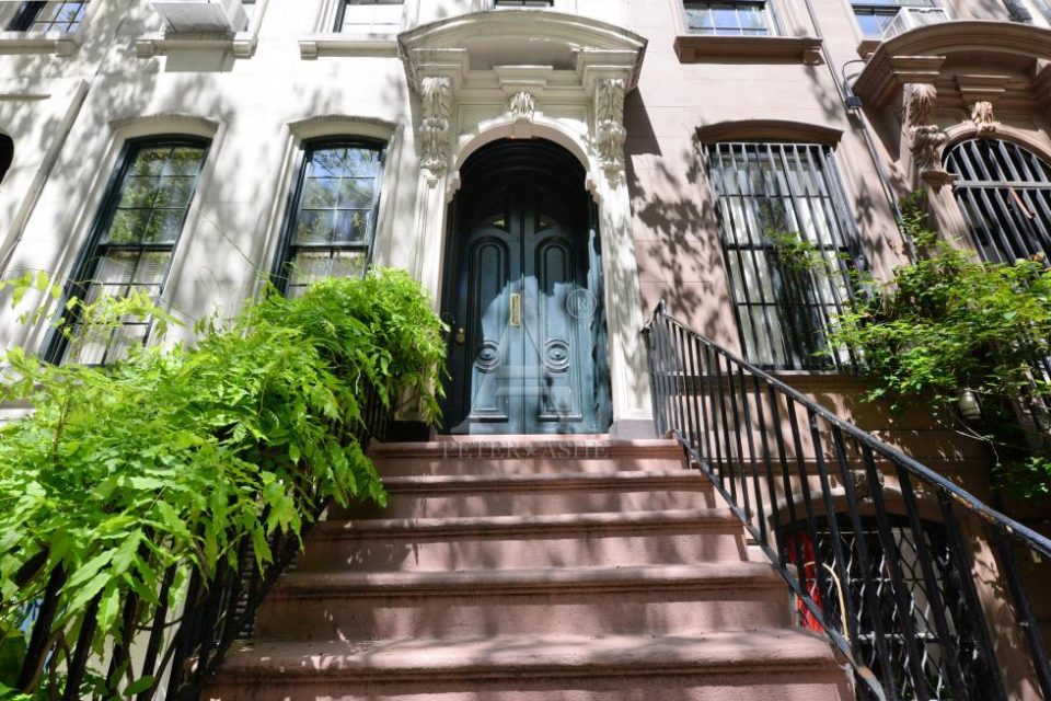 Breakfast at Tiffany’s Townhome!