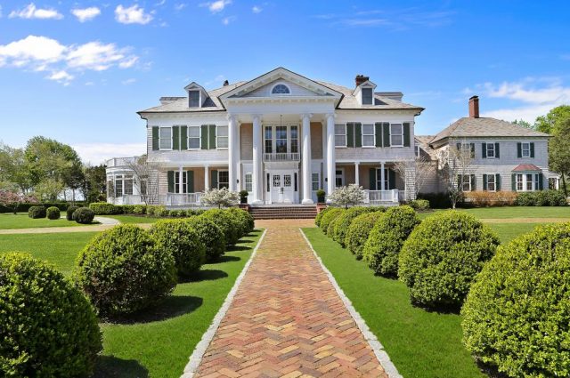 New York Fashion Mansion!