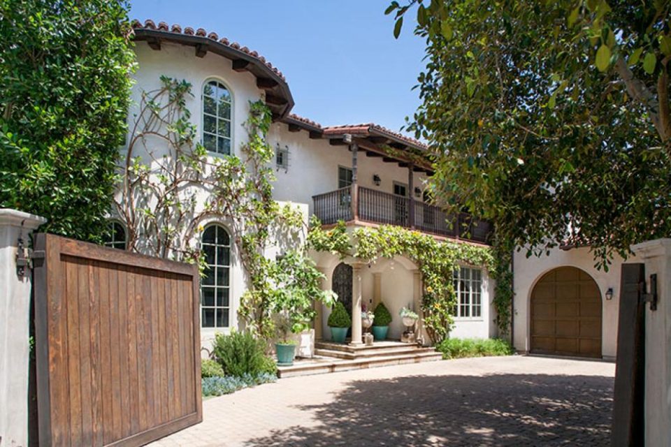 Reese Witherspoon’s Spanish Estate!