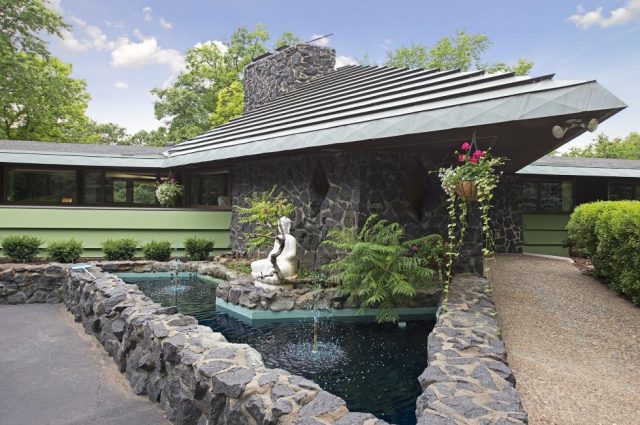 Lloyd Wright’s Birdsong!