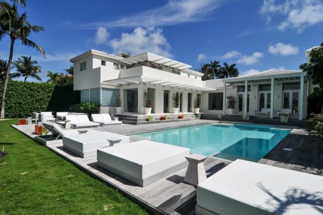 Shakira Puts Miami Beach Home Back On Market!