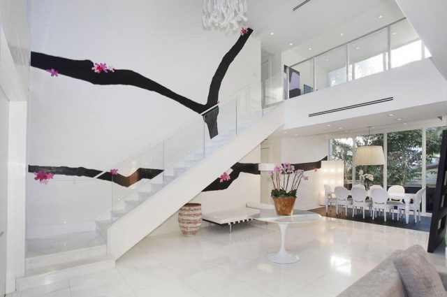Miami Beach’s Belle Epoque Art Estate!