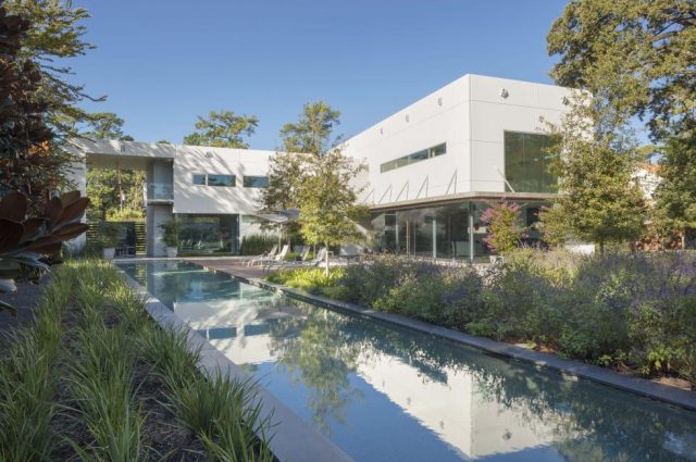 Houston’s Modern Homes!