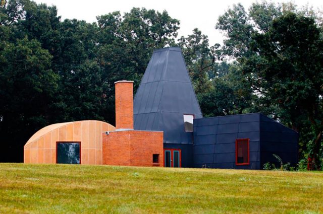 Frank Gehry’s Winton House Auction!