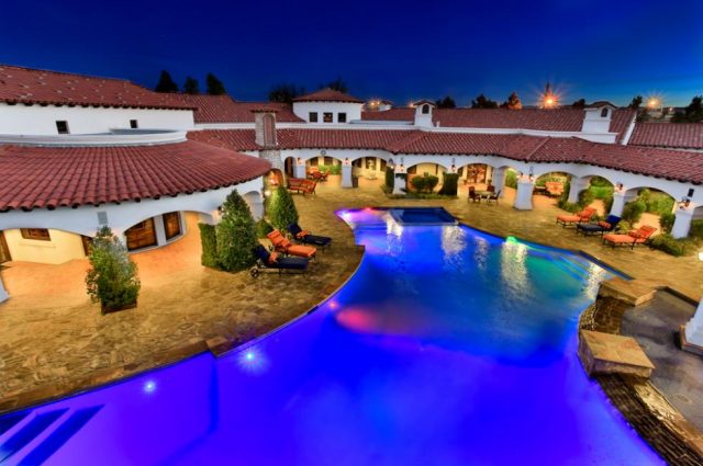 Las Vegas Field of Dreams Mansion!