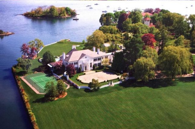 Donald Trump’s First Mansion!