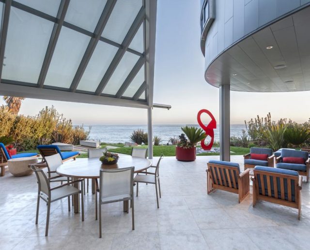 Malibu’s Art Beach Home!