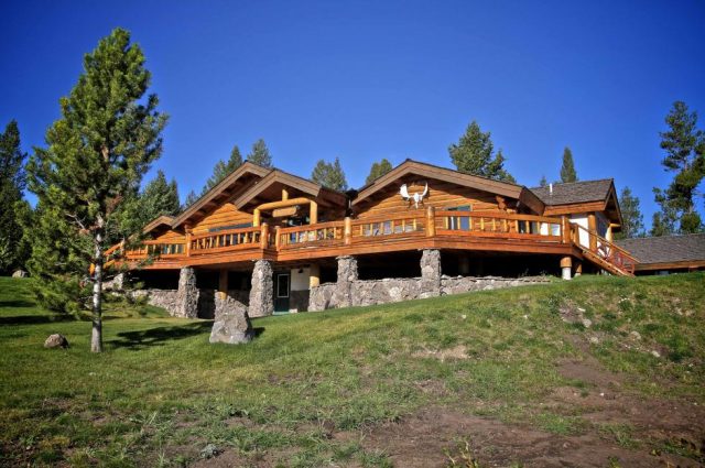 Olympic Ski Gold Medal Winner’s Home!