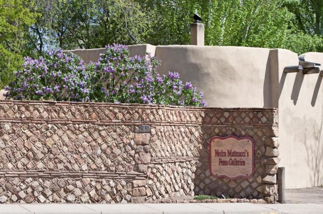 Santa Fe Artist Compound!