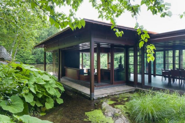 New York Waterfall Home!
