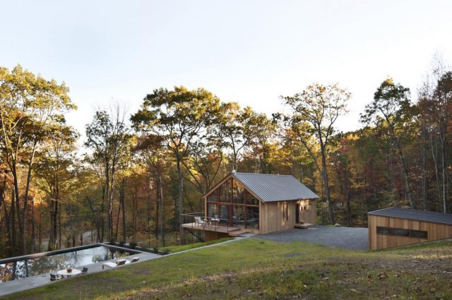Living It Up In Hudson Woods!