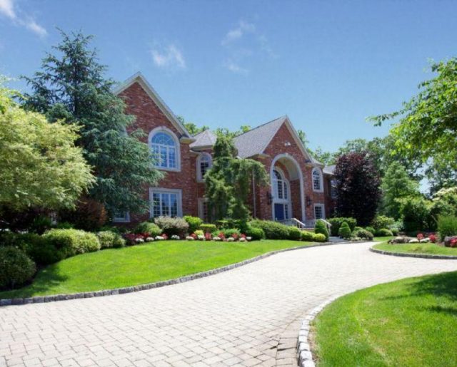 Puff Daddy’s New Jersey Mansion!