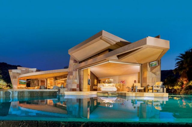 Jerry Weintraub’s Palm Desert Contemporary!