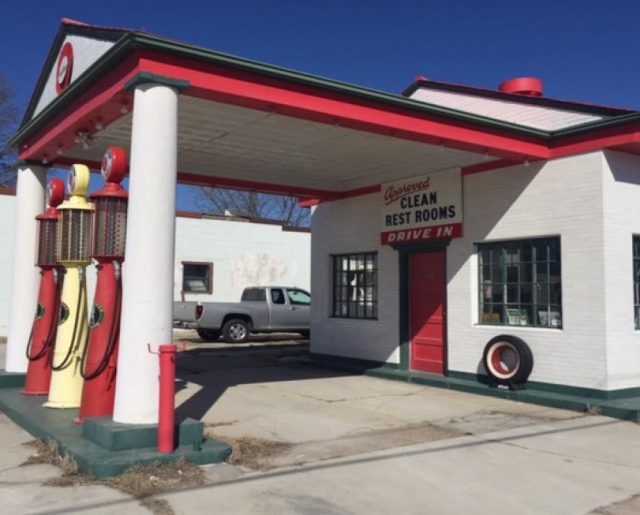 Historic Route 66 Gas Station Auction! | Top Ten Real Estate Deals 