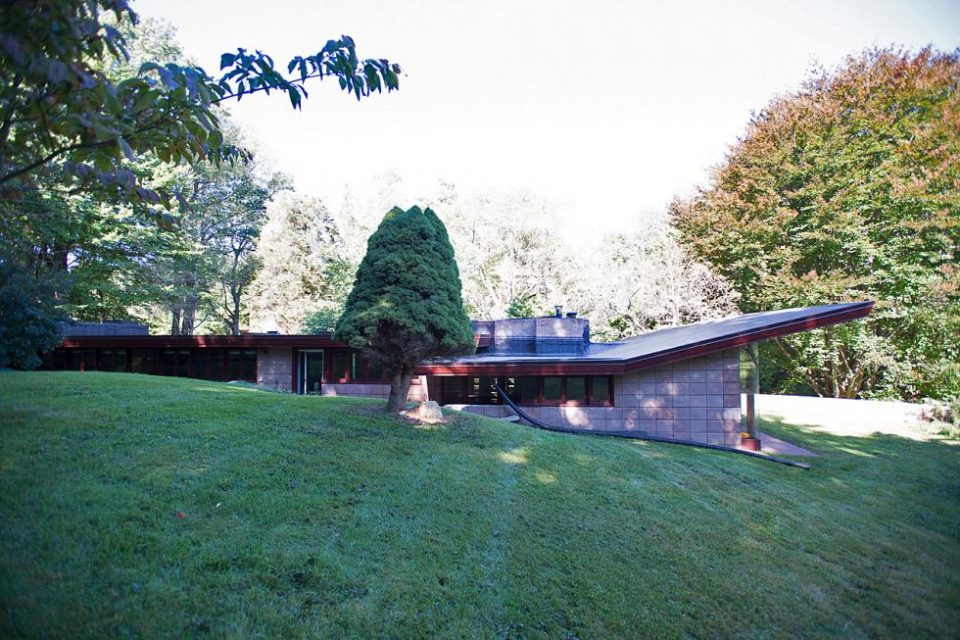 Frank Lloyd Wright Homes for Michigan Scientists!