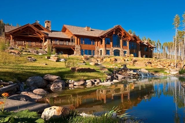 Mary Hart’s Yellowstone Cabin!