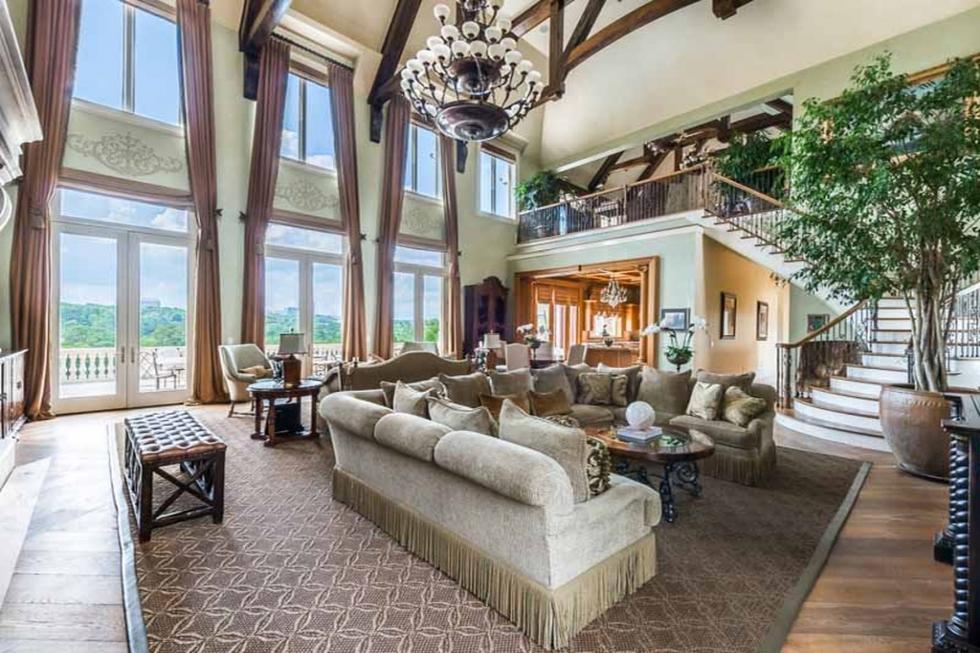 Tyler Perry's Mansion Sets Atlanta Record! | Top Ten Real Estate Deals