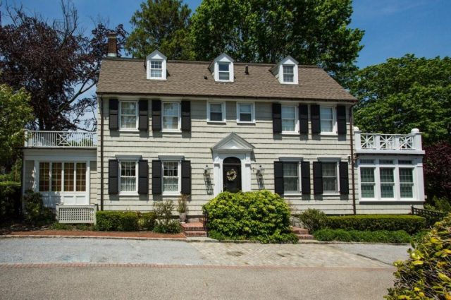 Amityville Horror House!